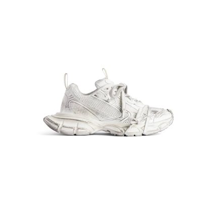 Womens 3xl Sneaker in White