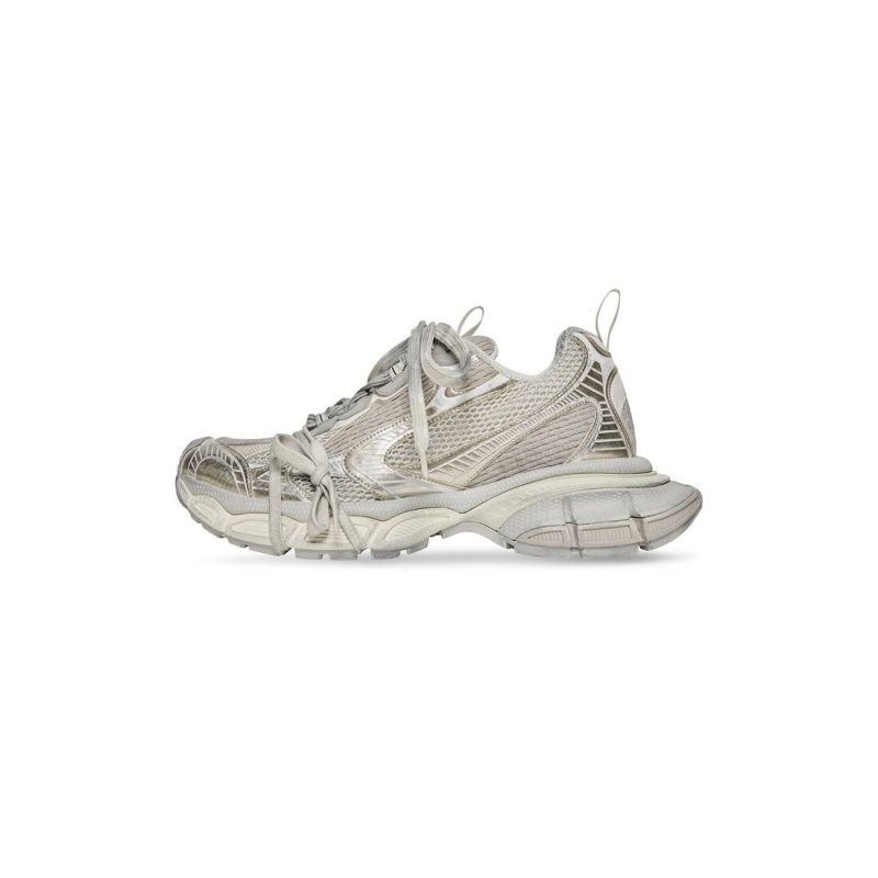 Womens 3xl Sneaker  in Off White - Image 5