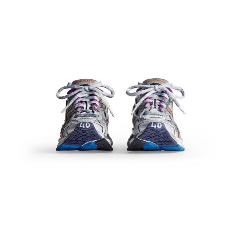 Mens Runner Sneaker in Grey - Image 4