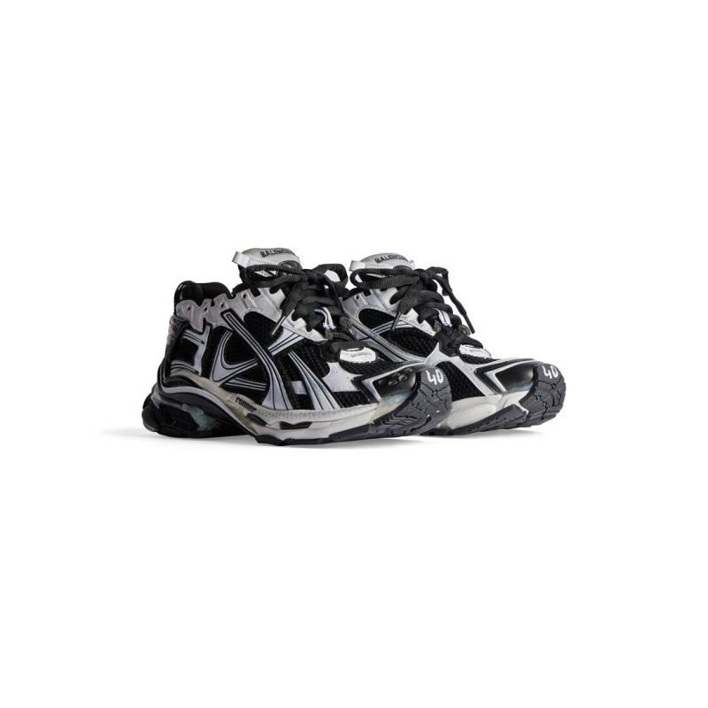 Mens Runner Sneaker in White - Image 2