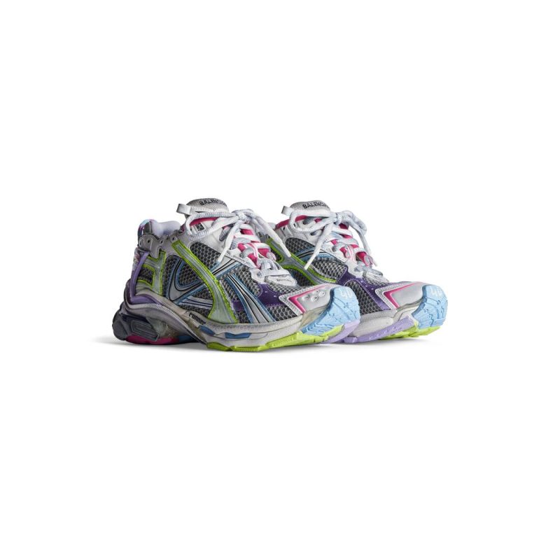 Womens Runner Sneaker in Grey - Image 2