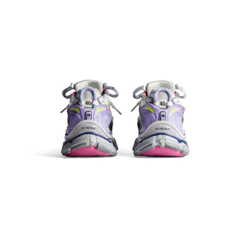 Womens Runner Sneaker in Grey - Image 6