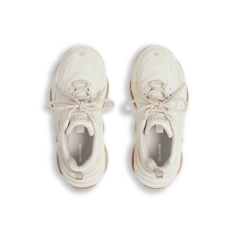 Womens Triple S Sneaker  in Beige - Image 7