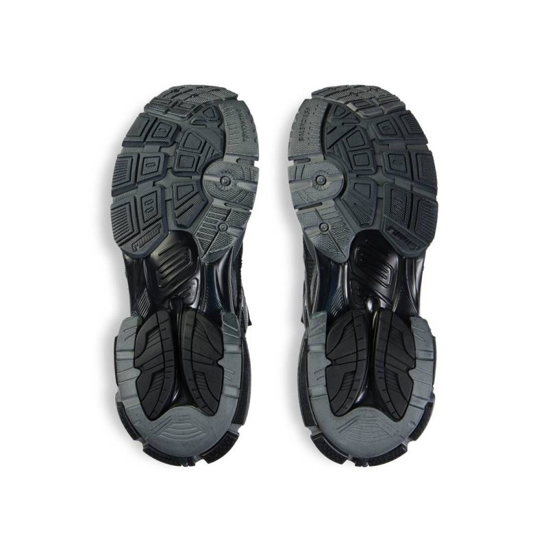 Mens Runner Sneaker in Dark Grey - Image 8