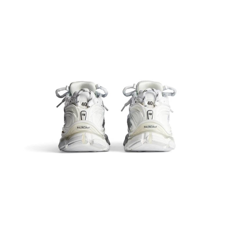 Mens Runner Sneaker in White - Image 6