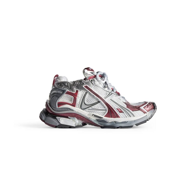 Womens Runner Sneaker in White