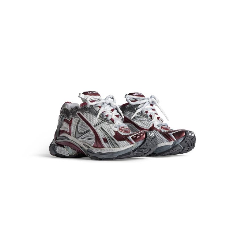Womens Runner Sneaker in White - Image 2