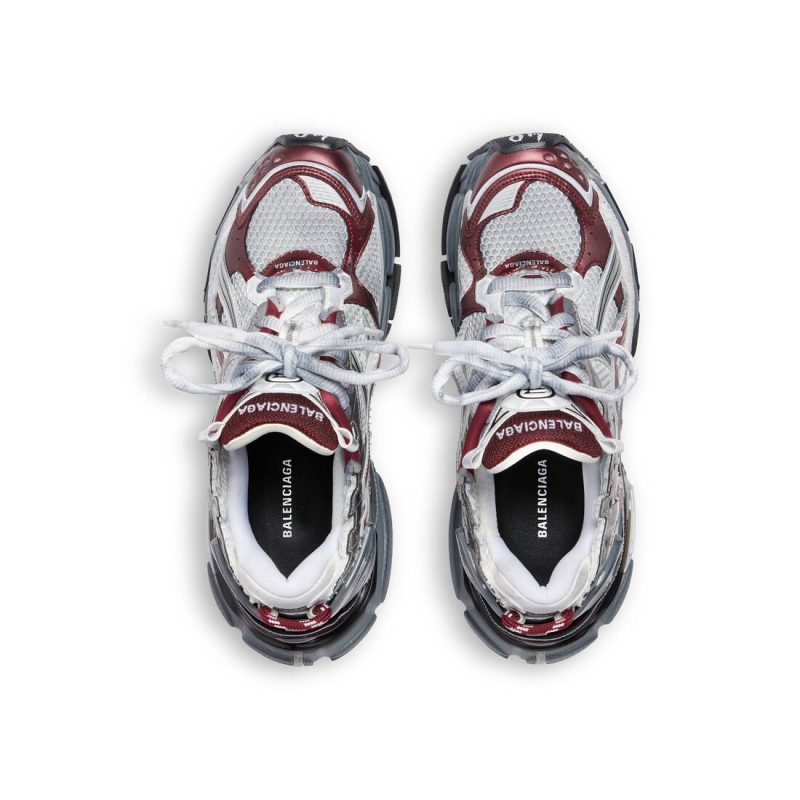 Womens Runner Sneaker in White - Image 7