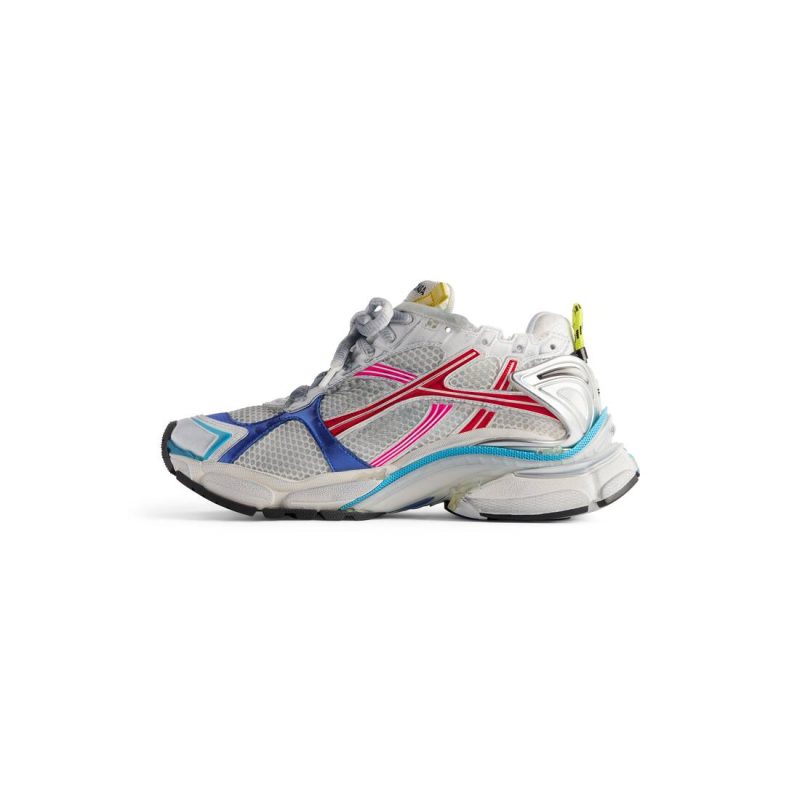 Mens Runner Sneaker in Multicolored - Image 5