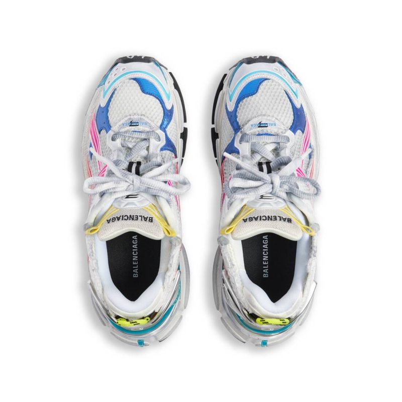 Mens Runner Sneaker in Multicolored - Image 7