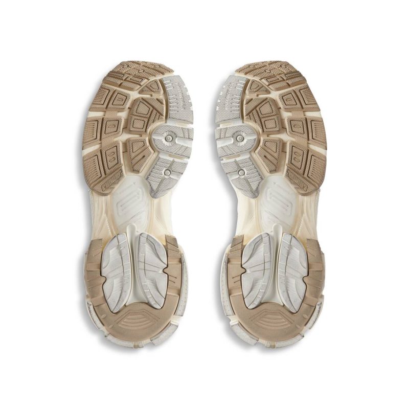 Womens Runner 2.0 Sneaker  in White/beige/red - Image 8