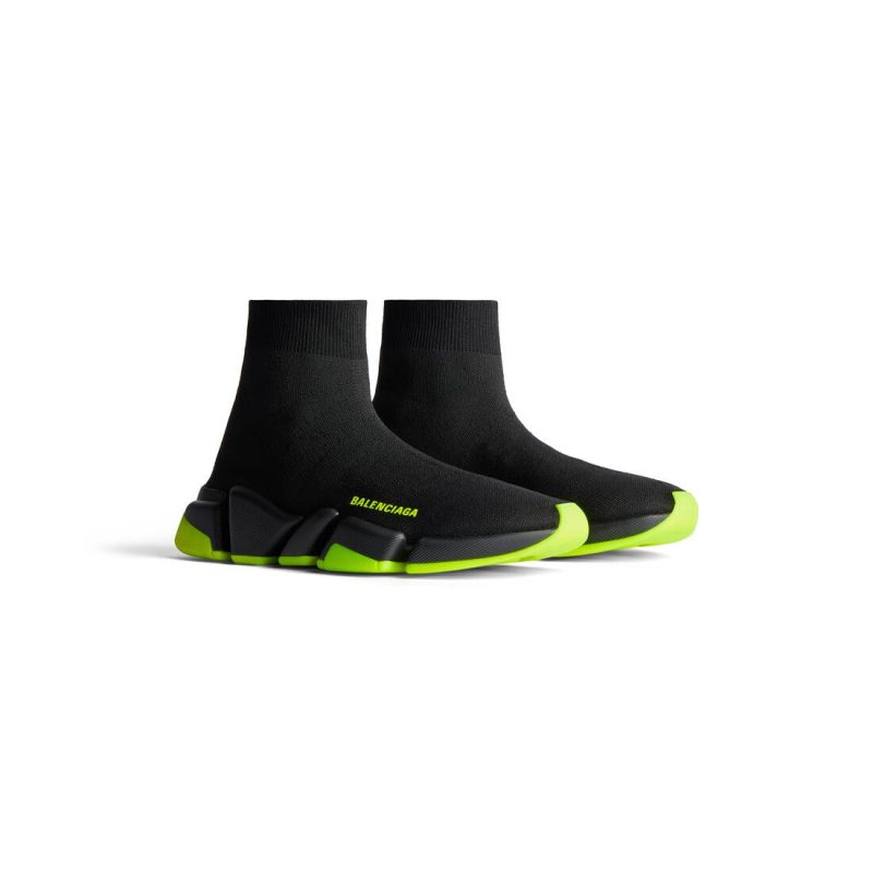Womens Speed 2.0 Recycled Knit Sneaker in Black - Image 2