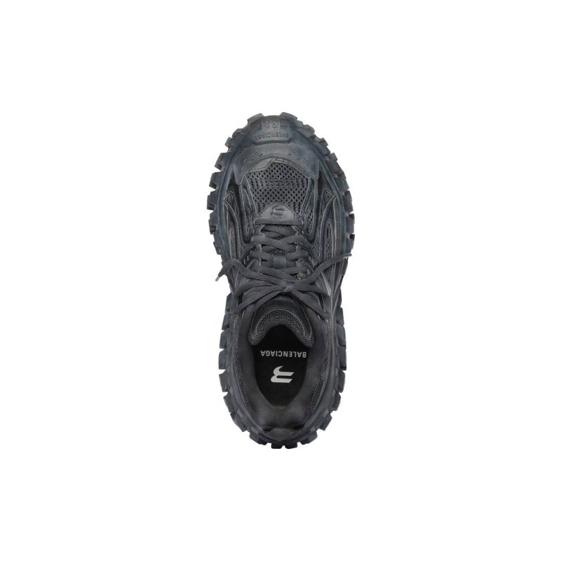 Mens Bouncer Sneaker in Black - Image 6