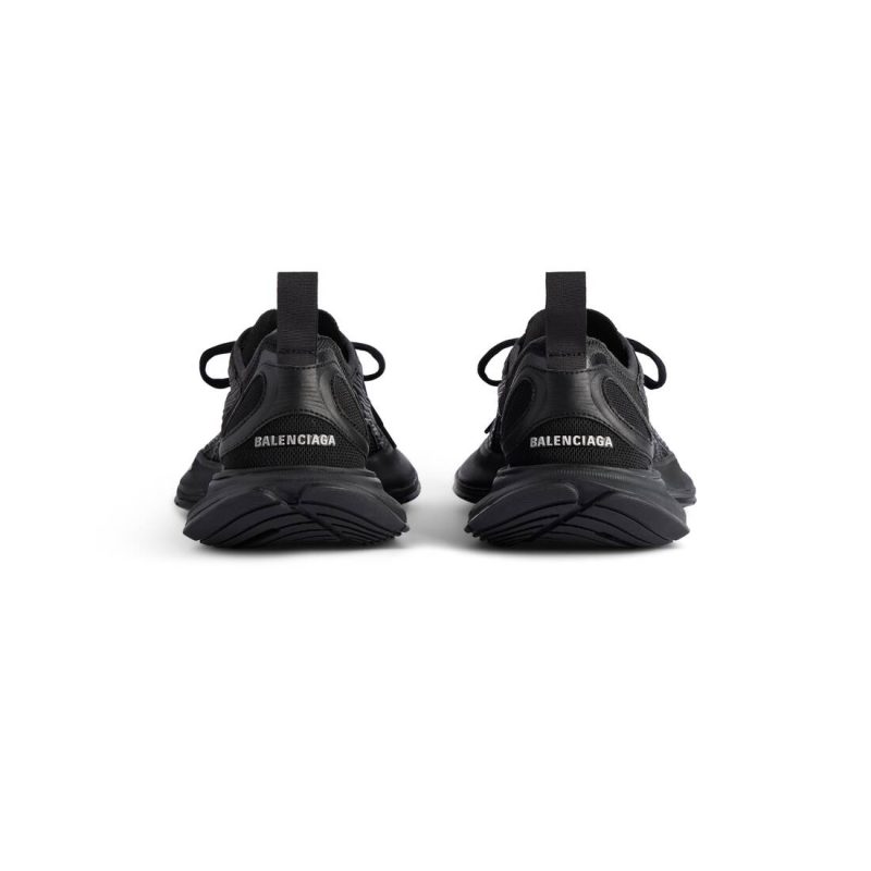 Mens Circuit Sneaker  in Black - Image 6