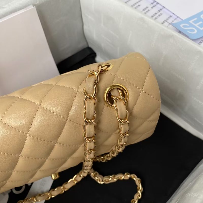 Chanel Classic 11.12 Handbag Gold Hardware - Image 3