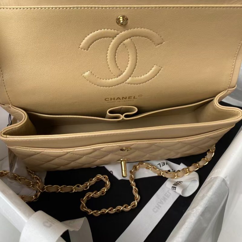 Chanel Classic 11.12 Handbag Gold Hardware - Image 6