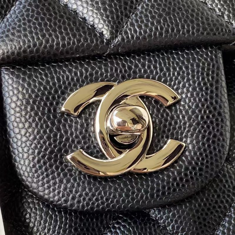 Chanel Small Classic Handbag Caviar Silver Hardware - Image 3