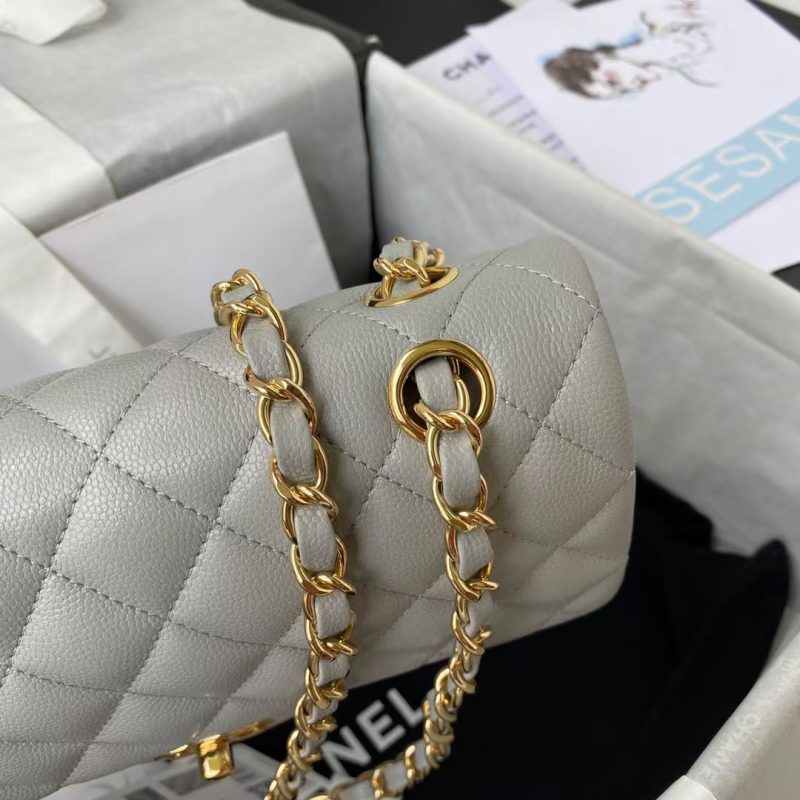Chanel Small Classic Handbag Caviar Gold Hardware - Image 4