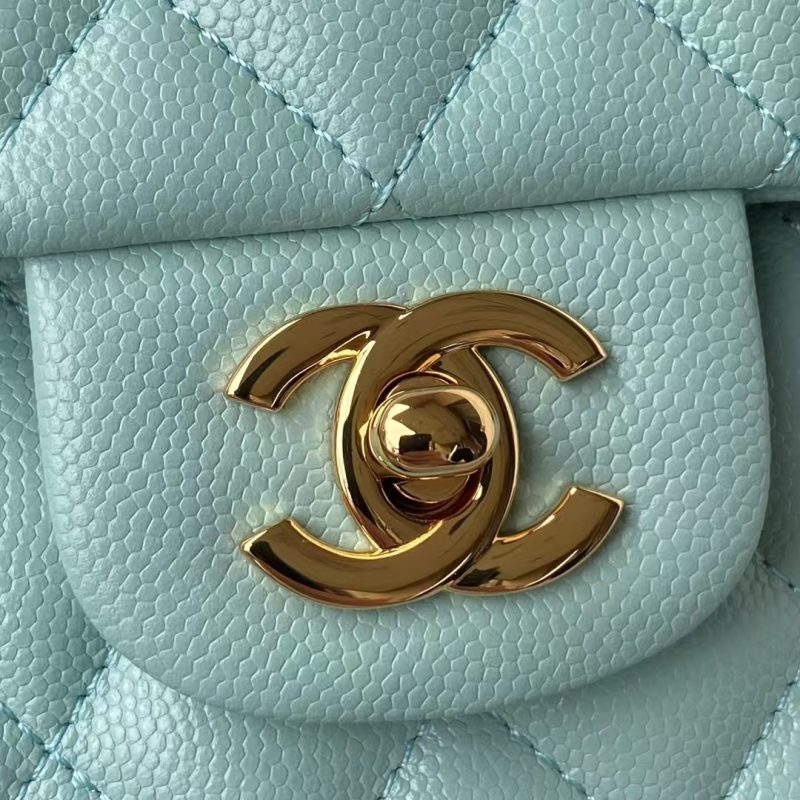Chanel Small Classic Handbag Caviar Gold Hardware - Image 3