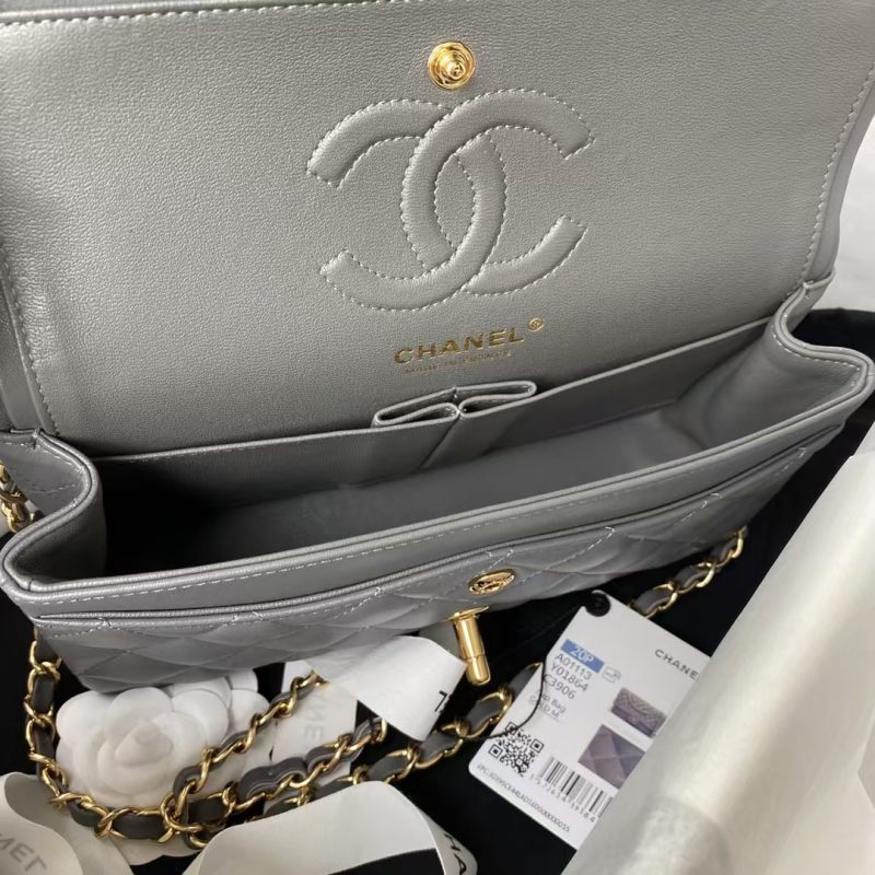 Chanel Small Classic Handbag Gold Hardware - Image 6