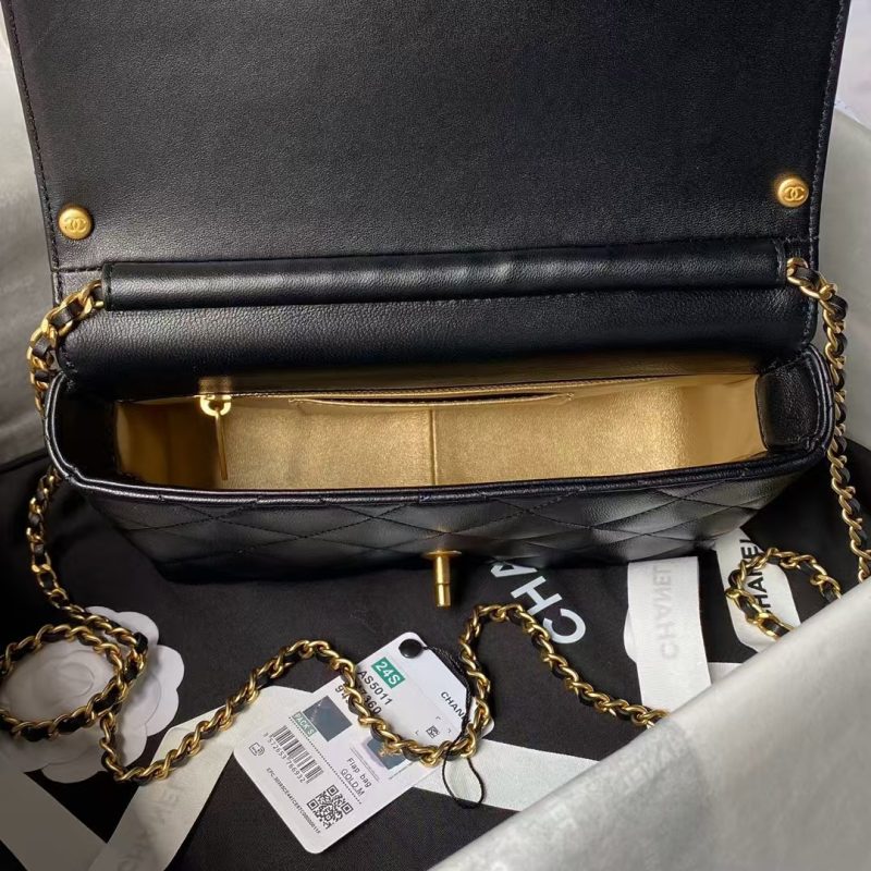 Chanel AS5011 Flap bag Shiny Lambskin Imitation Pearls & Gold-Tone Metal Black - Image 6