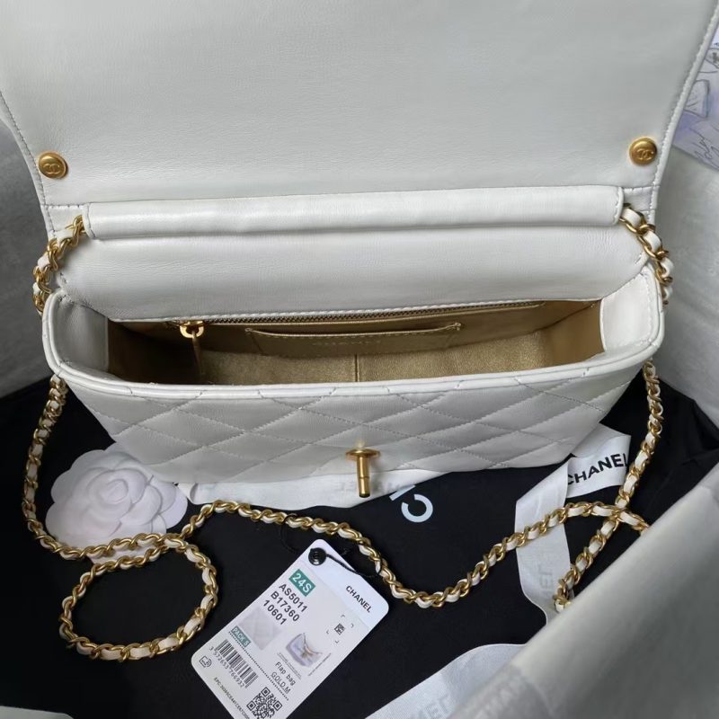 Chanel AS5011 Flap bag Shiny Lambskin Imitation Pearls & Gold-Tone Metal White - Image 6