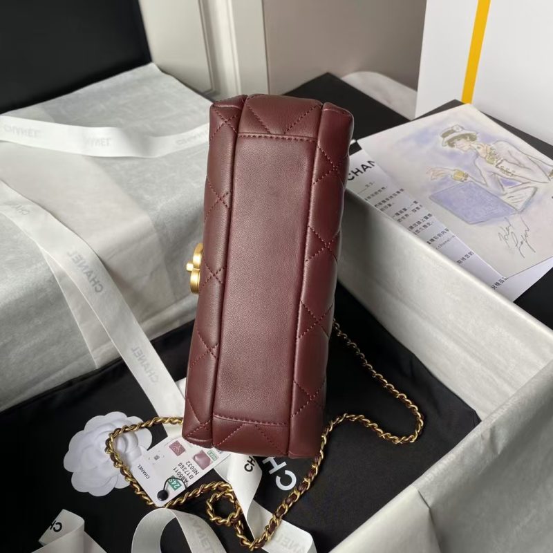 Chanel AS5011 Flap bag Shiny Lambskin Imitation Pearls & Gold-Tone Metal Wine Red - Image 3