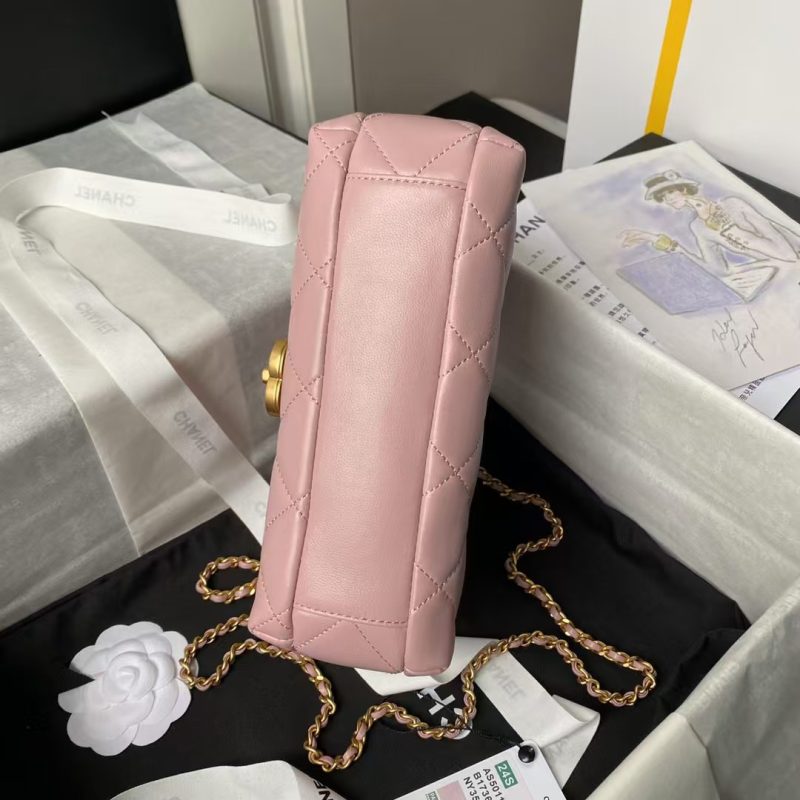 Chanel AS5011 Flap bag Shiny Lambskin Imitation Pearls & Gold-Tone Metal Pink - Image 4