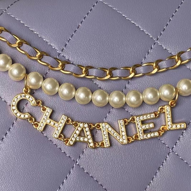 Chanel AS5011 Flap bag Shiny Lambskin Imitation Pearls & Gold-Tone Metal Light Purple - Image 8