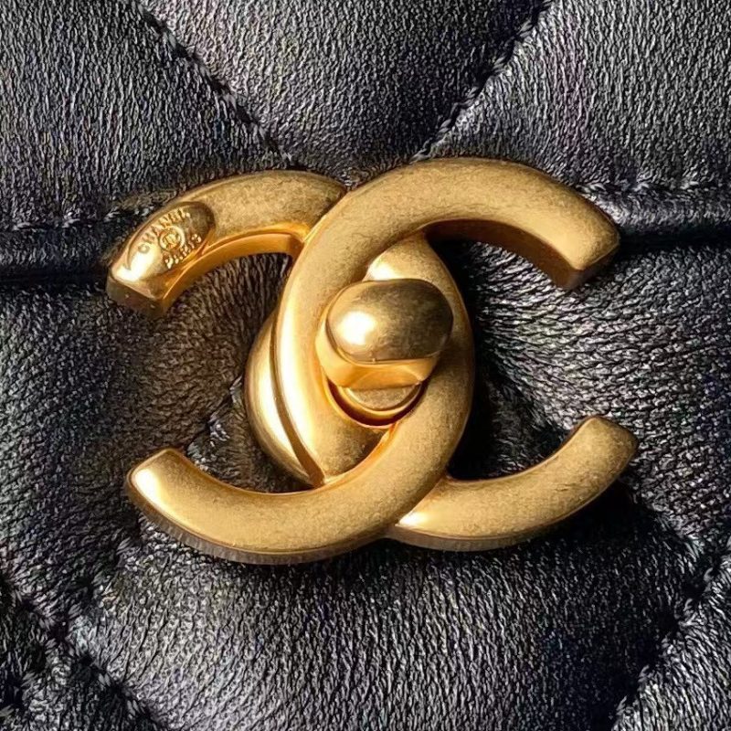 Chanel AS4986 Mini Flap bag Shiny Lambskin Imitation Pearls & Gold-Tone Metal Black - Image 3