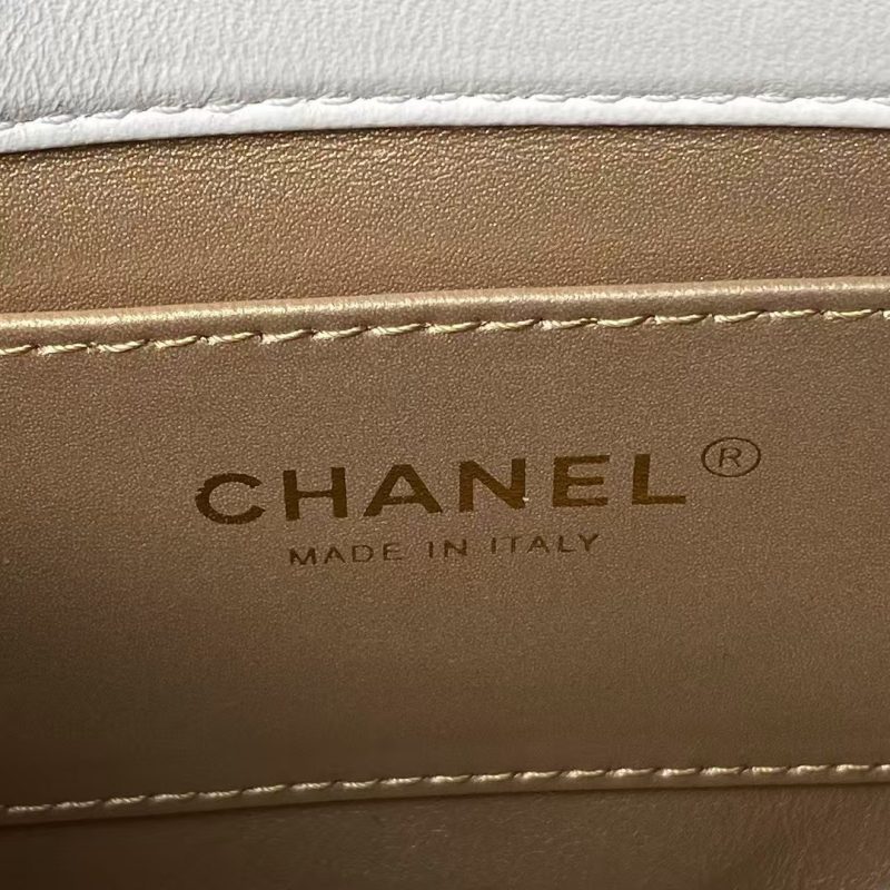 Chanel AS4986 Mini Flap bag Shiny Lambskin Imitation Pearls & Gold-Tone Metal White - Image 8