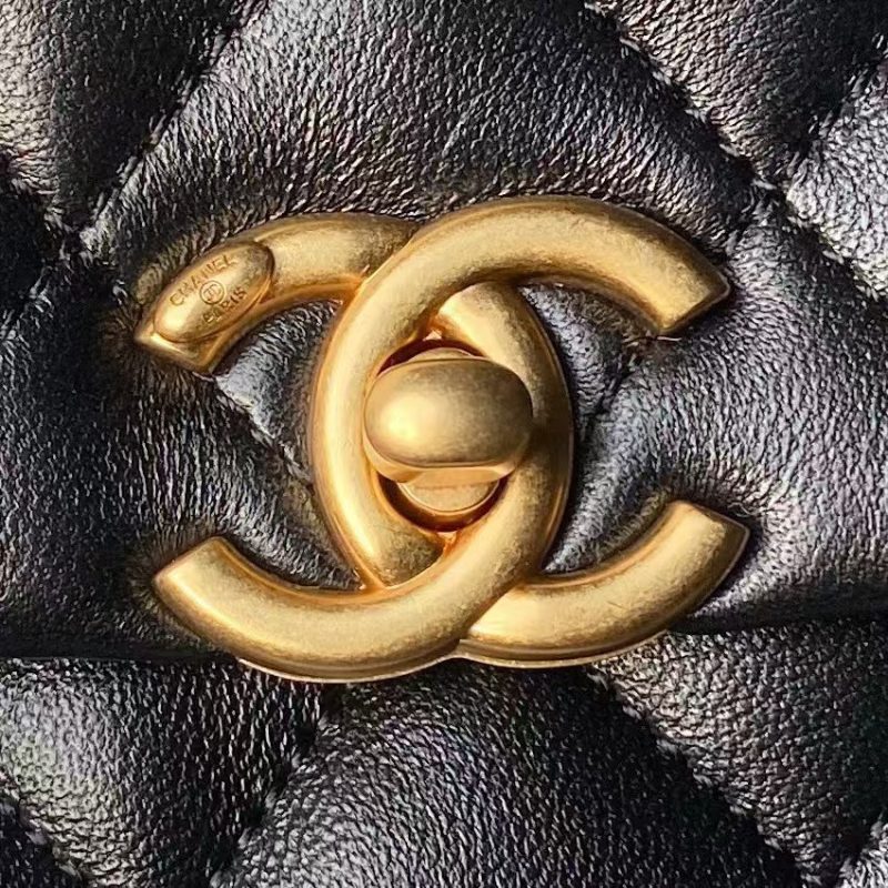 Chanel AS4997 Flap Bag with top Handle Shiny Lambskin Imitation Pearls & Gold-Tone Metal Black - Image 3