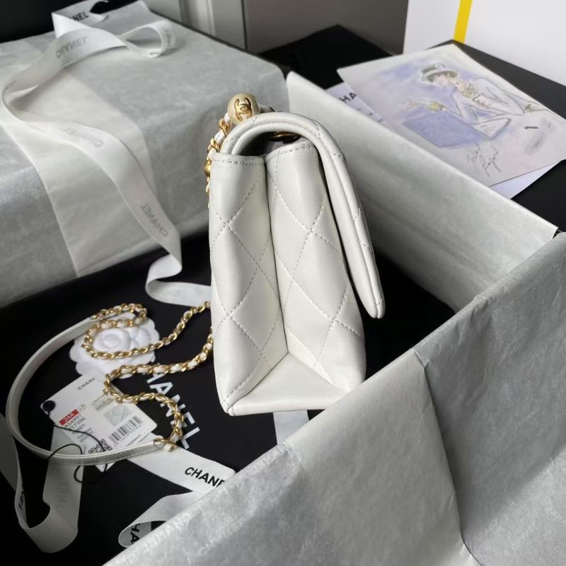 Chanel AS4997 Flap Bag Top Handle Shiny Lambskin Imitation Pearl & Gold Metal White - Image 4