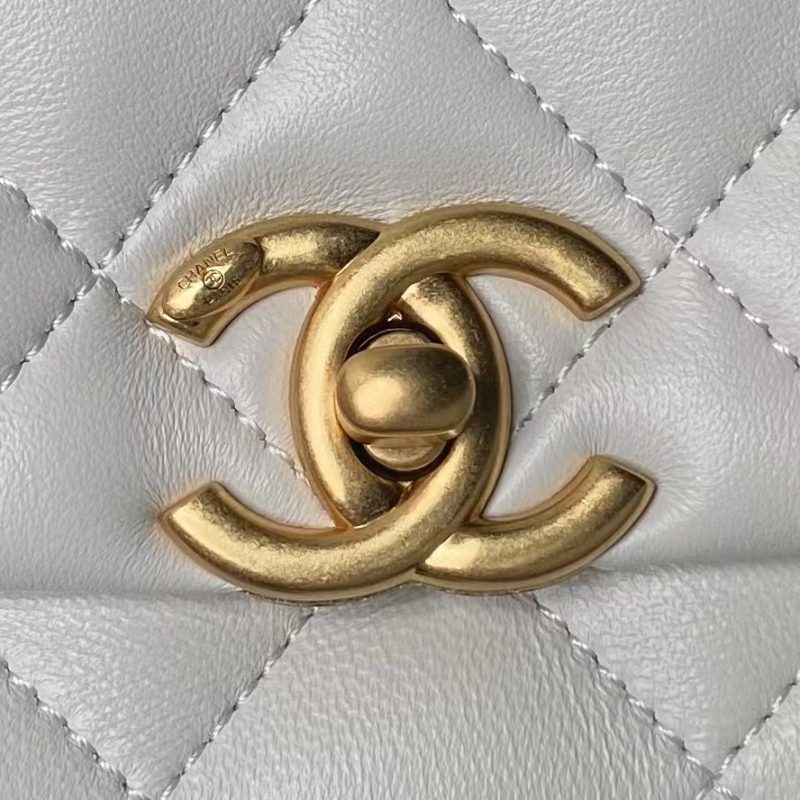 Chanel AS5001 Mini Flap Bag Top Handle Shiny Lambskin Imitation Pearl & Gold Metal White - Image 3