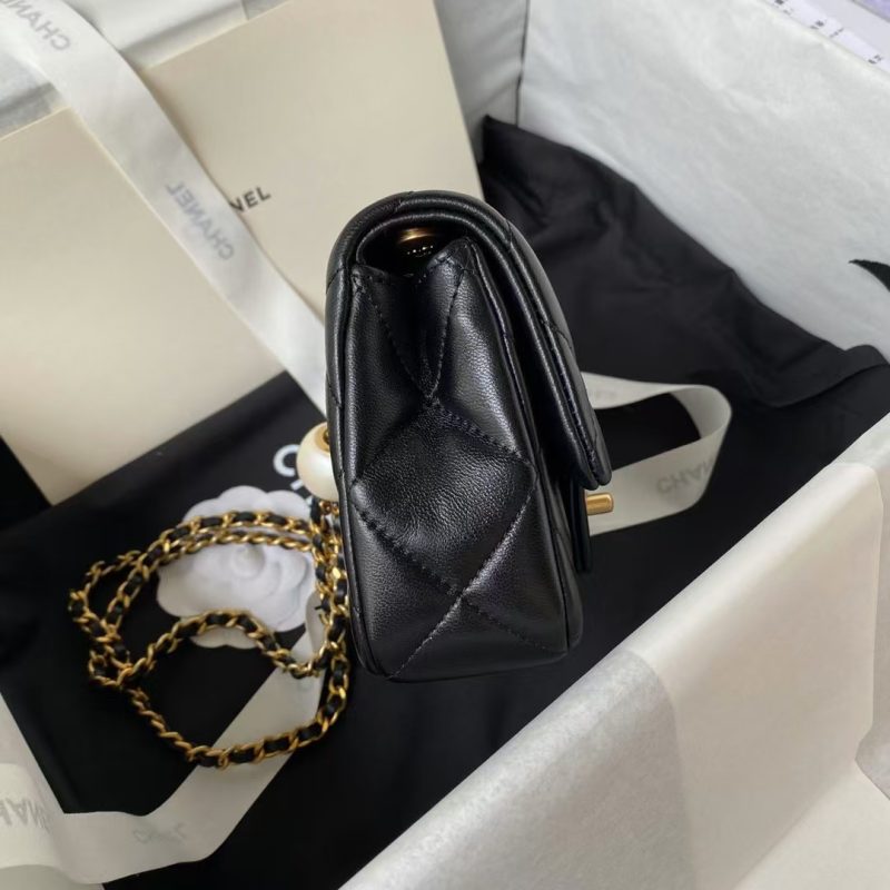 Chanel AS4868 Mini Flap Bag Pearl Lambskin Faux Pearl & Gold Metal Black - Image 4