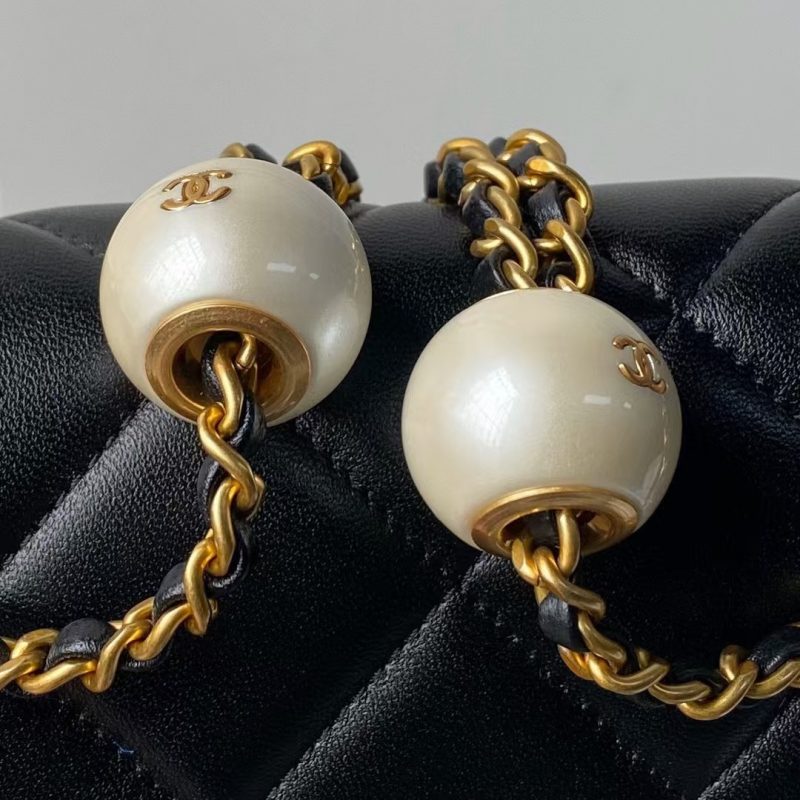 Chanel AS4861 Small Flap Bag Pearl Lambskin Faux Pearl & Gold Metal Black - Image 5