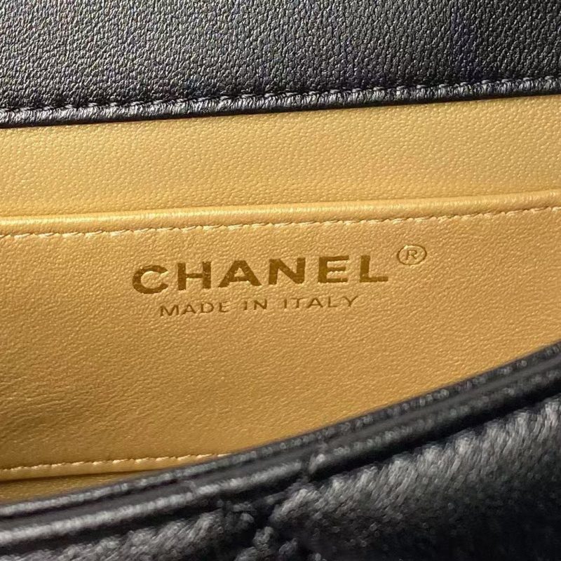 Chanel AS4861 Small Flap Bag Pearl Lambskin Faux Pearl & Gold Metal Black - Image 7