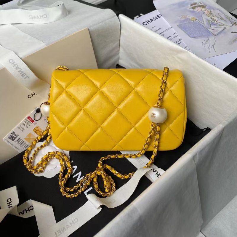 Chanel AS4861 Small Flap Bag Pearl Lambskin Faux Pearl & Gold Metal Yellow - Image 2