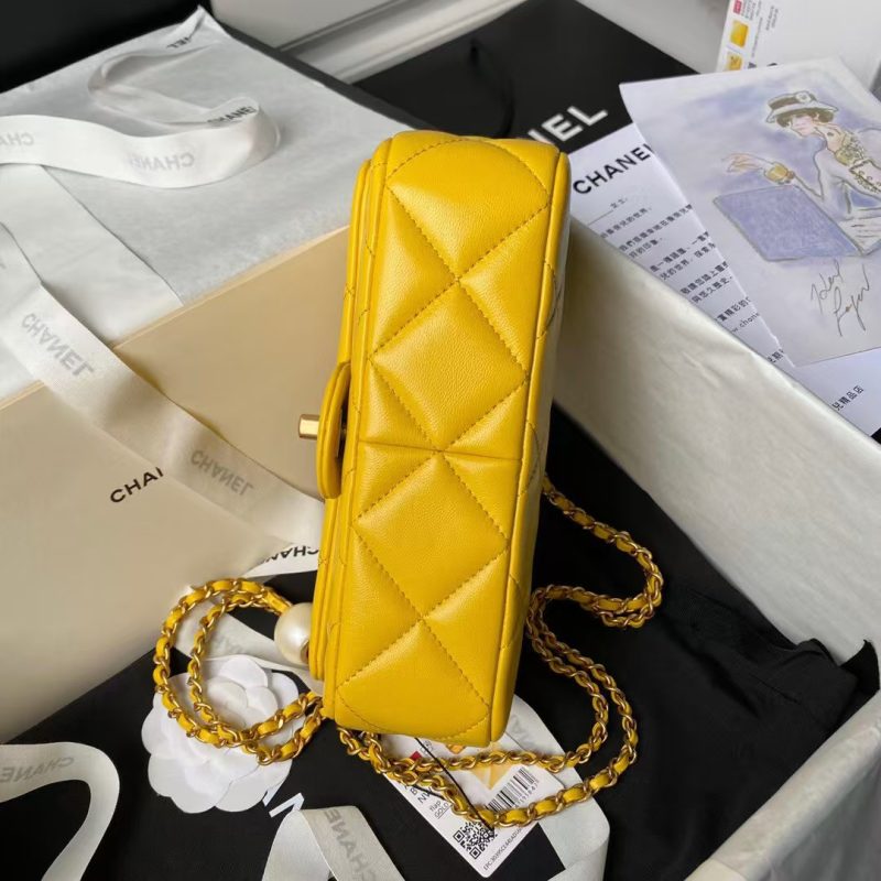 Chanel AS4861 Small Flap Bag Pearl Lambskin Faux Pearl & Gold Metal Yellow - Image 6