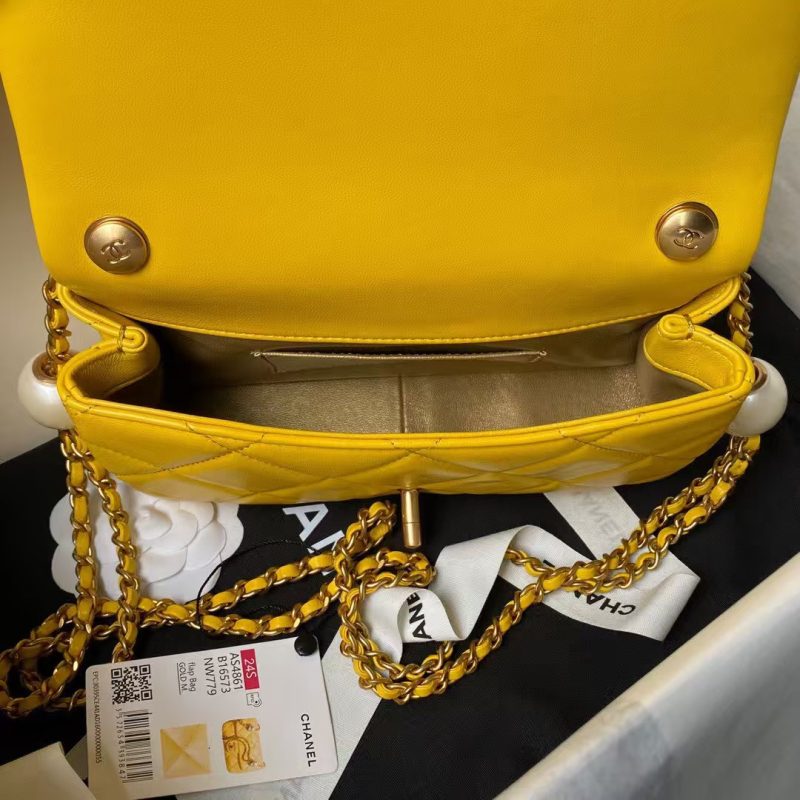 Chanel AS4861 Small Flap Bag Pearl Lambskin Faux Pearl & Gold Metal Yellow - Image 7