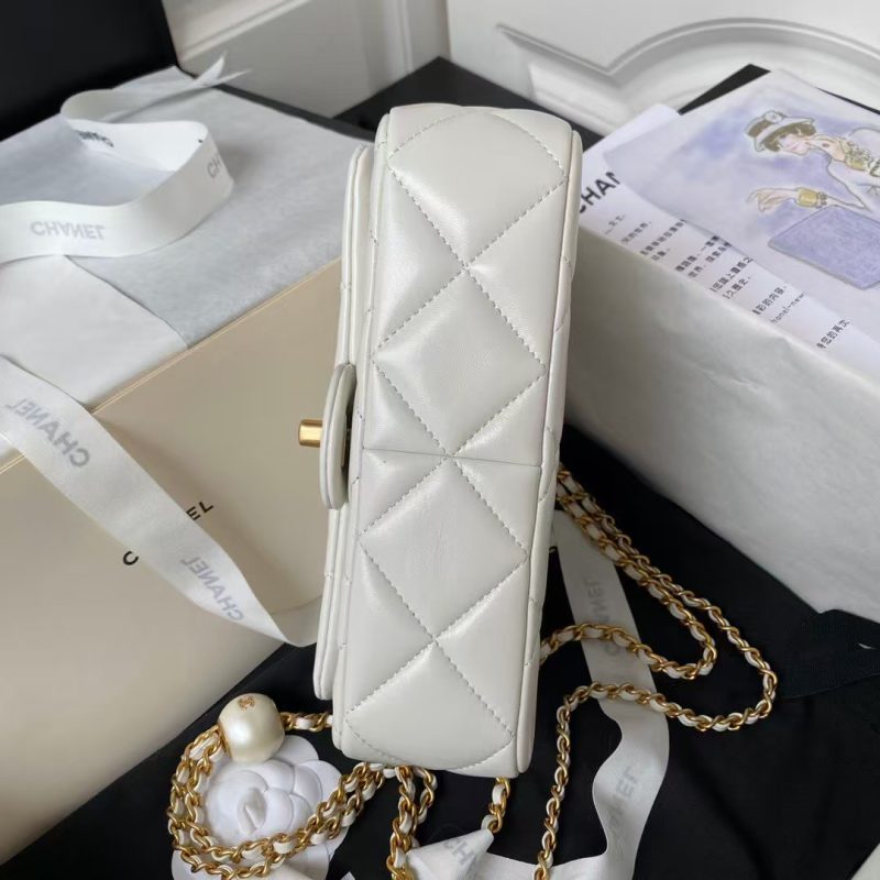 Chanel AS4861 Small Flap Bag Pearl Lambskin Faux Pearl & Gold Metal White - Image 5