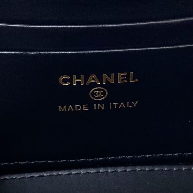 Chanel AP3804 Clutch Lambskin Cosmetic Bag With Pearl Handle Black - Image 9