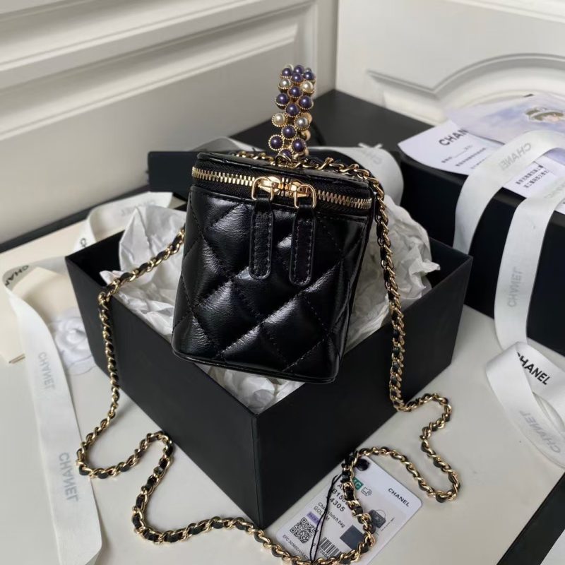 Chanel AP3804 Clutch Lambskin Cosmetic Bag With Pearl Handle Black - Image 6