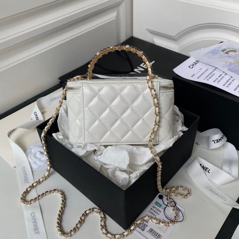 Chanel AP3804 Clutch Lambskin Cosmetic Bag With Pearl Handle White - Image 2