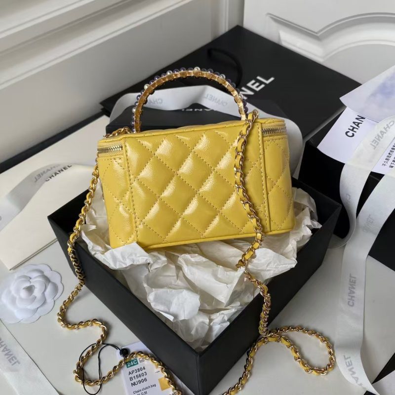 Chanel AP3804 Clutch Lambskin Vanity Case Bag With Pearl Handles Yellow - Image 2