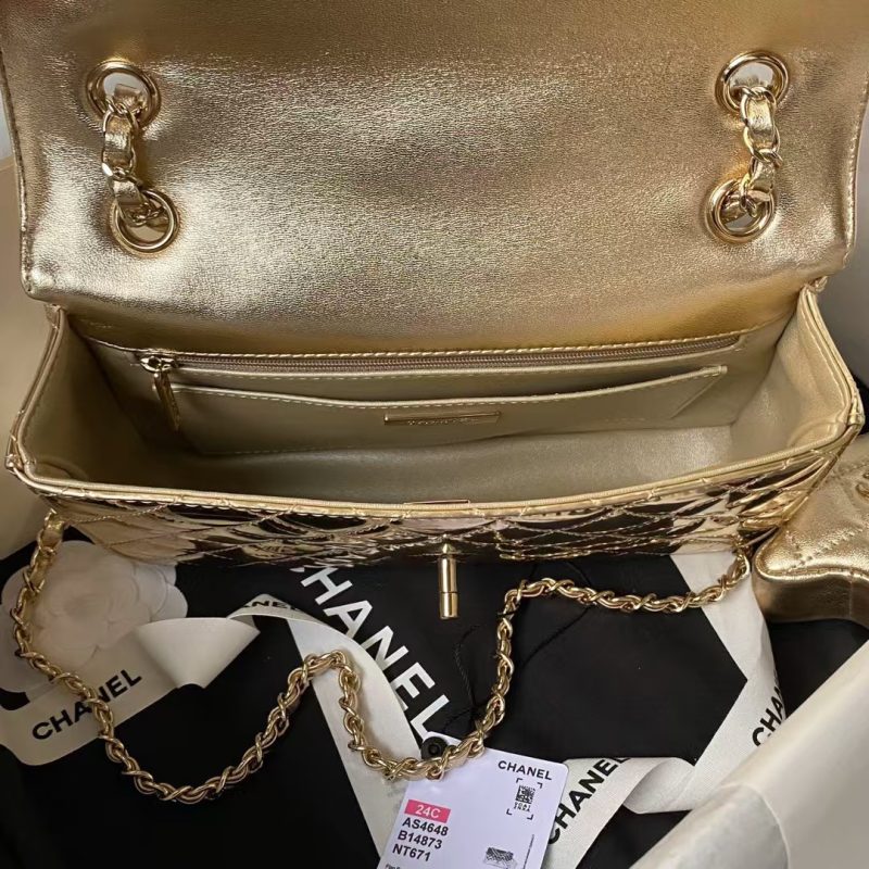 Chanel AS4648 Flap Bag Star Coin Purse Mirrored Calfskin Metallic Calfskin & Gold Metallic Gold - Image 8