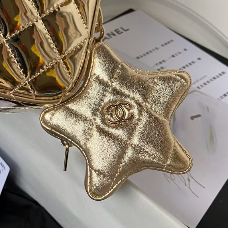 Chanel AS4648 Flap Bag Star Coin Purse Mirrored Calfskin Metallic Calfskin & Gold Metallic Gold - Image 5
