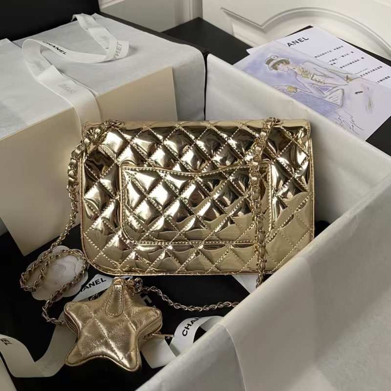Chanel AS4648 Flap Bag Star Coin Purse Mirrored Calfskin Metallic Calfskin & Gold Metallic Gold - Image 2
