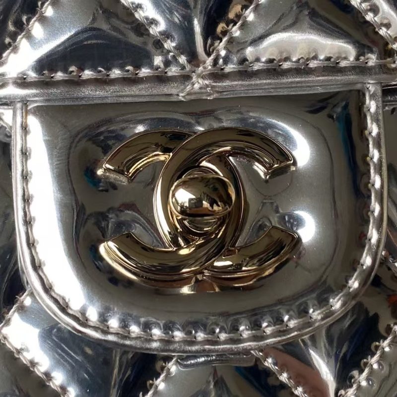 Chanel AS4648 Flap Bag Star Coin Purse Mirrored Calfskin Metallic Calfskin & Gold Metallic Silver - Image 6