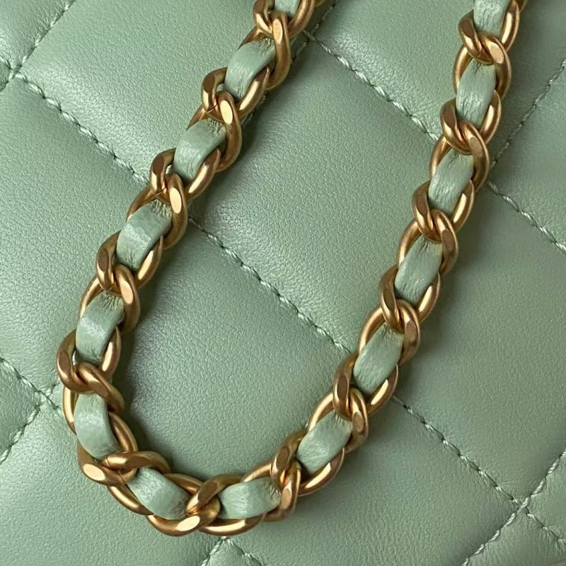 Chanel 24C Vintage Logo Small Quilted Lambskin Shoulder Bag AS4609 Green - Image 6